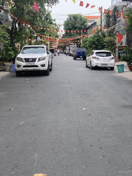 Cho thuê nhà riêng tại Tân Thuận Nam, 30 triệu, 80m2, đẹp, nhiều tiện ích LH 0918730482 Trang