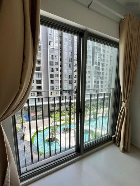 Cho thuê gấp 2PN, 60m2, 8,5 triệu/th CC Westgate, full nội thất A - Z, ở liền