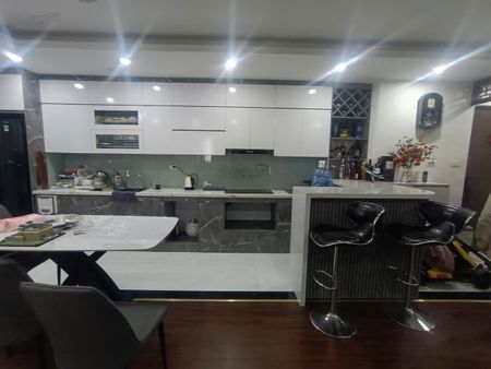 Cho thuê căn hộ 3 ngủ 98m2 đẹp xịn full đồ chung cư Eurowindow river park giá 12 triệu:0916393862