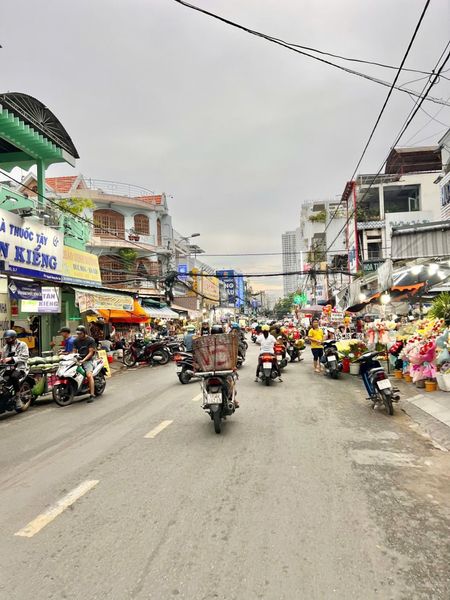 Hot - building ngay trục thương mại đường chợ Tân Quy Q7 5 tầng ngang 8x18m