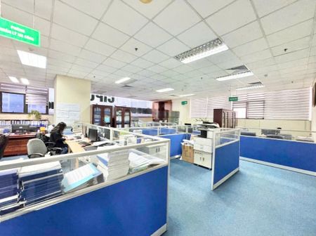 Cho thuê văn phòng 300m2, giá ưu đãi tại Tân Mai, Hoàng Mai, Hà Nội