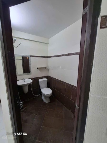 Chính chủ - 79 Lê Lâm - 4x17m - 2 tầng - 2pn - 2wc - giá rẻ
