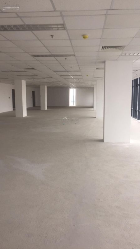Cho thuê văn phòng tòa SJC 196 Đại La 100m2, 160m2, 300m2... 800m2, giá 140k/m2/th