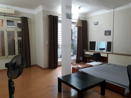 Cho thuê nhà riêng giá 15 triệu VND tại Đường Phan Đình Phùng, Hà Nội 4 phòng ngủ - bếp đủ cả