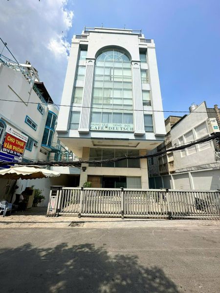 Tòa nhà Phan Tôn 3000m2 hầm 8 tầng TM PCCC tiện văn phòng spa