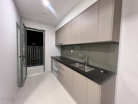 Căn hộ thuê chỉ 7tr/tháng 2PN 60m2, rèm giàn phơi, chung cư Westgate