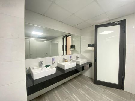 Cho thuê văn phòng 150m2 giá siêu rẻ, chỉ 200k/m2/tháng đường Võ Chí Công