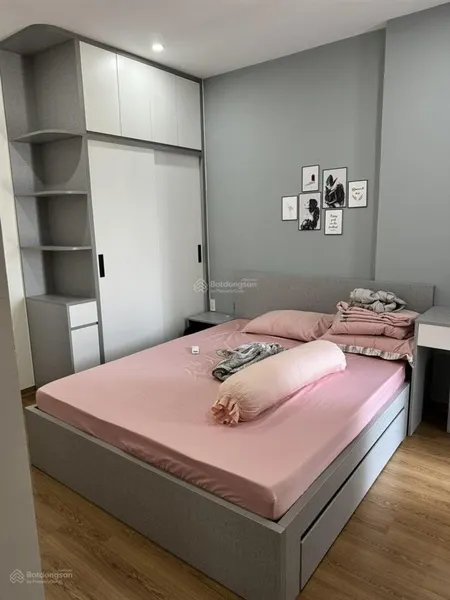 Căn hộ 2pn 2wc 72m2 nhà trống giá 9tr. đầy đủ nội thất cao cấp giá 12,5tr. nhà mới vào ở liền