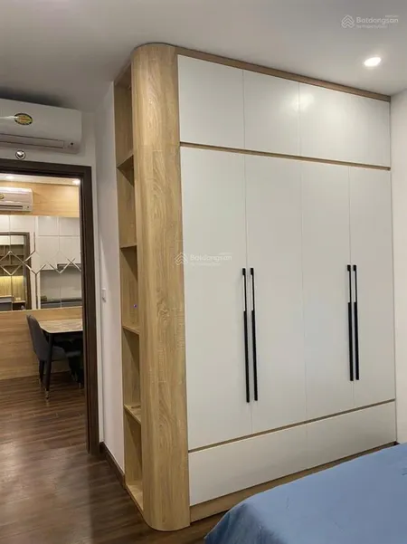 Cho thuê căn hộ 2pn, full đồ hoàng huy commerce