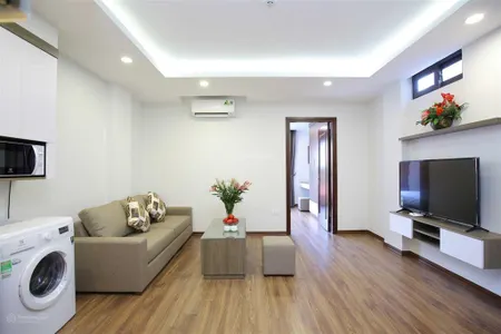 Căn hộ 1 ngủ rộng cho thuê tại phố đào tấn, gần lotte