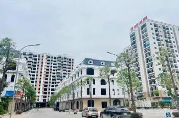 Căn chung cư lan hưng tầng 8 hướng nam