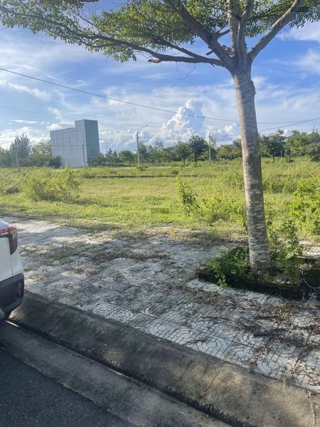 Bán đất nền view đẹp tại Phi Bình 5 148m2 ngang 8m