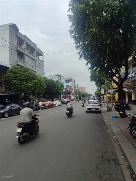 Hot !!! đoạn đẹp nhất mtkd bình phú 4x20m 5 tầng gần ngã 4 chợ lớn & bình phú