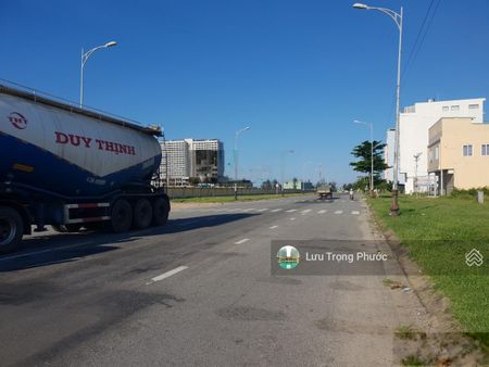 Bán đất mặt biển đường Trường Sa, mặt tiền 180m mặt biển