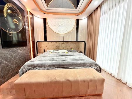 Siêu phẩm lô góc thang máy tặng nội thất tiền tỷ. Trung tâm phố Lò Đúc giáp phố cổ 50mx8tầng - 26tỷ