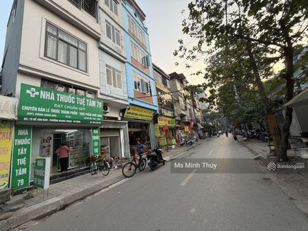 Cần bán gấp nhà mặt phố Bế Văn Đàn 4 tầng đt 51m2 giá nhỉnh 15 tỷ