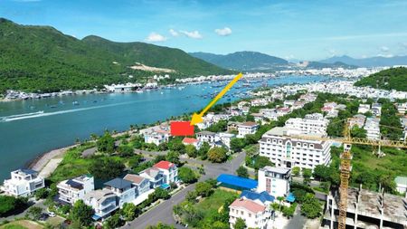 Bán đất biệt thự An Viên Nha Trang, 264m2, hướng Đông Bắc, sát mặt biển. Giá 100 tr/m2