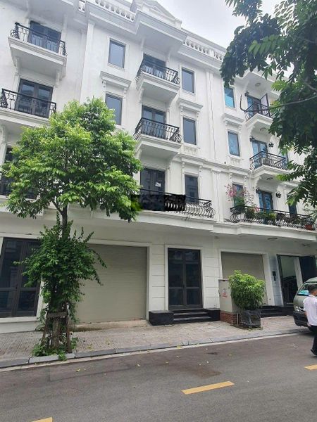 Bán Gấp căn nhà hoàn thiện tâm huyết Kiến Hưng Luxury - Hà Đông 68m2 giá 20 tỷ