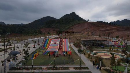 Bán nhà phố 2 mặt tiền Elite Hill Sơn La vừa ở vừa kinh doanh