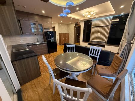 Bán căn chung cư view đẹp 83m2, 2PN, 2WC, 7,3 tỷ tại Nguyễn Văn Cừ, Bồ Đề, Long Biên, Hà Nội