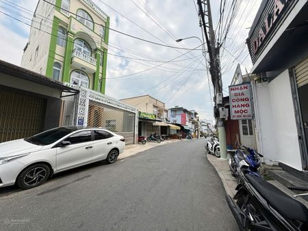 Đất mặt tiền ngay trung tâm phường 2 sẳn nhà cấp 4 sấp sỉ 100m giảm còn 9,x tỷ