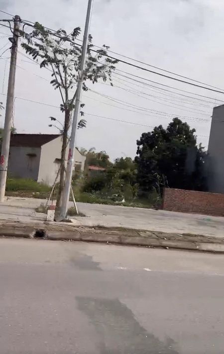 3 tỷ giảm còn 2,43 tỷ đất đẹp, mặt đường Hoàng Hoa Thám