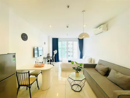 Cho thuê căn hộ sky center studio = 11tr/tháng full nội thất ở liền, có ban công dài rộng