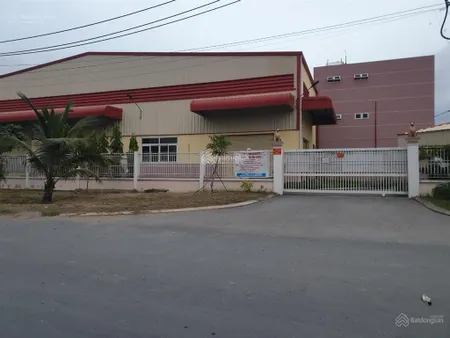 Cho thuê 3 kho xưởng đường tỉnh lộ 10, dt 1000m2 giá 40 triệu và 250m2 17 triệu/th, 0919 228 ***