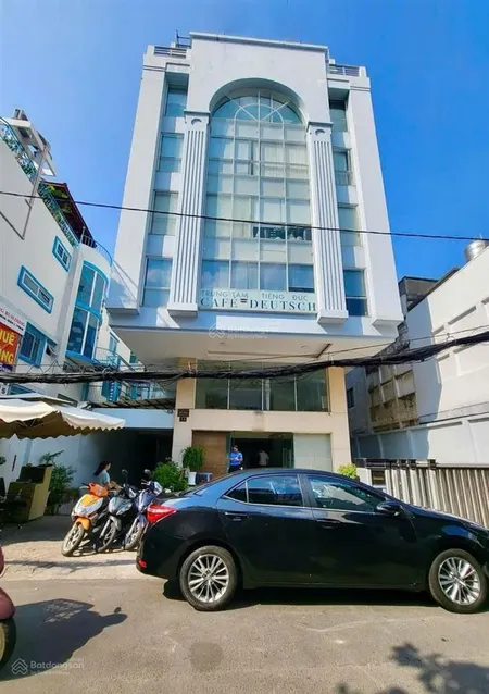 Tòa nhà phan tôn 3000m2 hầm 8 tầng tm pccc tiện văn phòng spa