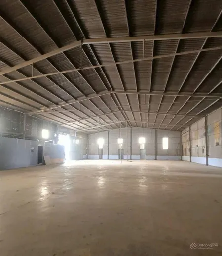 Cho thuê kho 1500m2,85 triệu/th, pccc, đường hoàng hữu nam, thủ đức ( q9 cũ)