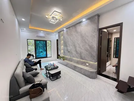 Bán tt 4pn, 2wc tại kim liên, lương định của 4,68 tỷ, 115m2, ô tô kinh doanh chân cầu thang