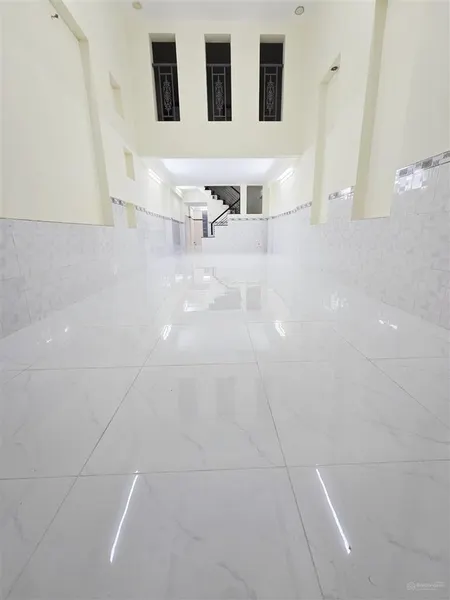 Cho thuê nhà mặt tiền lê lâm 4x17m 1 tầng 2pn đường 16m khu sầm uất gần nguyễn sơn, phú thọ hòa