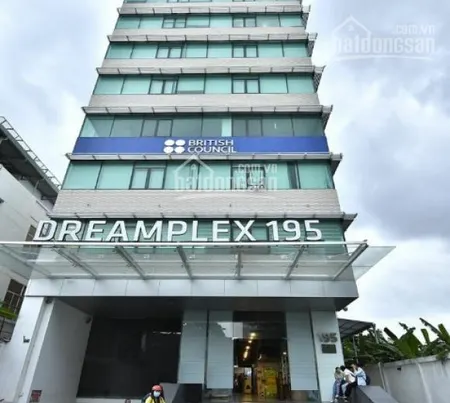 Cho thuê văn phòng dreamplex tower đường điện biên phủ bình thạnh dt 150 200m2. 0906 391 ***