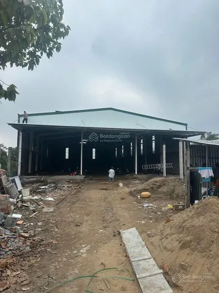 Cho thuê kho xưởng 2.000 m² kho xây dựng 1.100 m² có pccc tự động và trạm điện 3 pha, đường ql61c