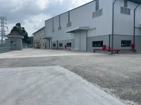 Cho thuê 5 nhà kho xưởng 2000m2, 4000m2, 5167m2 gần kcn châu đức, gần cảng cái mép phú mỹ 1