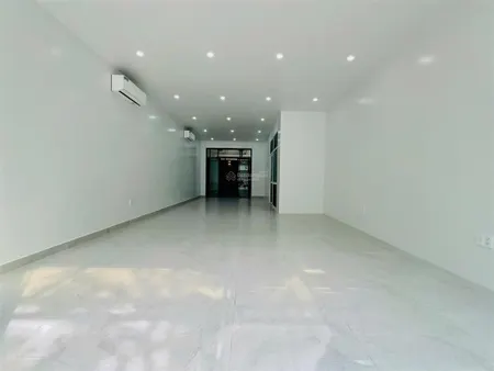 Cho thuê mặt bằng tầng 1 vinhomes marina