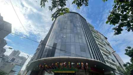 Cho thuê văn phòng hiện đại 125 m2 ô góc view đẹp nguyễn hoàng tòa full kính