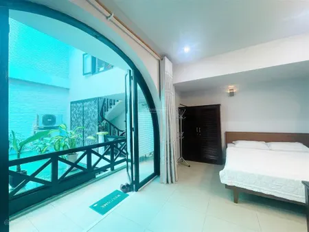Cho thuê phòng view sân vườn ngay công viên lê văn tám chợ tân định