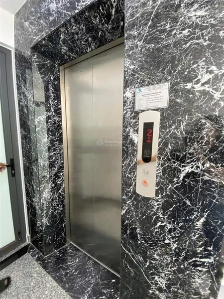 Cho thuê phòng cao cấp cmt8, q.3 (giá 3,5 5 tr/tháng). 0989 023 *** (cô nga chủ nhà)(mtg)