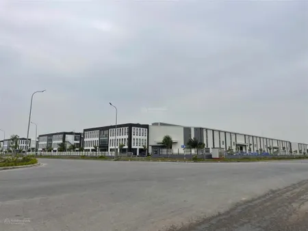 Cho thuê 3000m2, kho, nhà xưởng tại kcn phúc điền, cẩm giàng, hải dương. sân bay