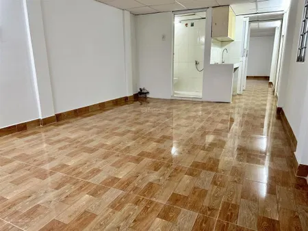 Cho thuê phòng 6 triệu/tháng ở mặt tiền đoàn văn bơ q4 có wc riêng, lối đi riêng, nhà xe riêng