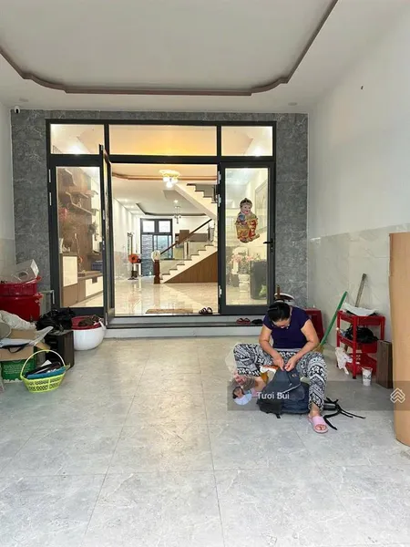Cho thuê nhà 4 tầng kdt phước long có 7 phòng ngủ, full nội thất , giá chỉ 20 triệu/ tháng