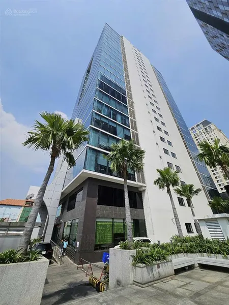 Chi office cho thuê văn phòng tại ree tower đoàn văn bơ quận 4 diện tích 200m2, 230m2, 1000m2