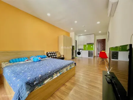 Căn hộ ban công, full nt, thang máy đường 3/2, quận 10
