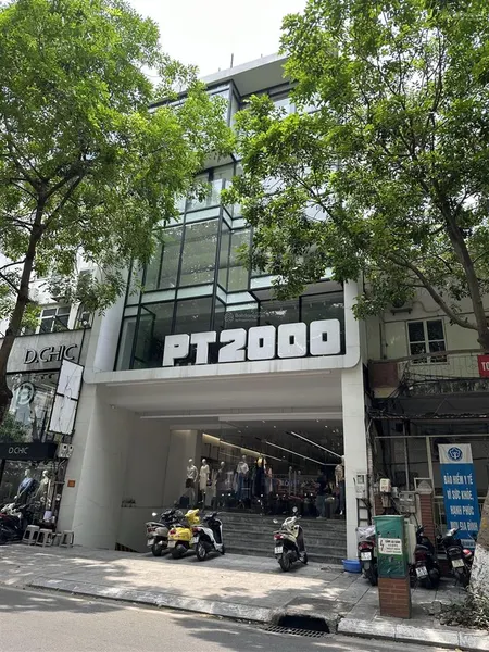 Cho thuê nhà mặt phố triệu việt vương, dt 160m2x8 tầng+2 hầm, mt 6.5m, giá 300tr, 0968 896 ***