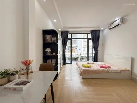 Cho thuê phòng ban công, full nội thất nơ trang long, bình thạnh gần phan xích long,phú nhuận q1,q3