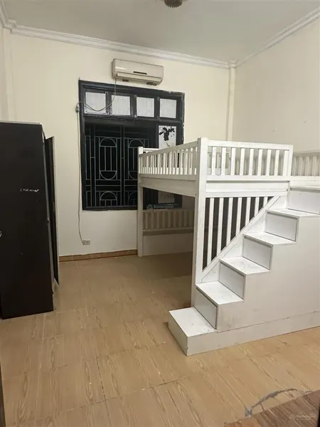 Cho thuê nhà trọ 1ngủ, 25m2 giá 2.6 triệu tại 100 đội cấn, ba đình, hà nội sdt 0944 394 ***