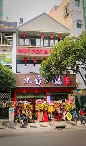 Cho thuê nhà mặt tiền lê lai, q1. dt 10x35m. 1 trệt 2 lầu. dtsd 770m2