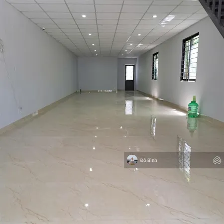 Cho thuê nhà 2 tầng bùi trang chước thông suốt