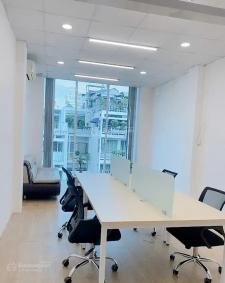 Văn phòng q.10 giá 6 triệu (20m2) tòa nhà vp điện biên phủ góc cao thắng